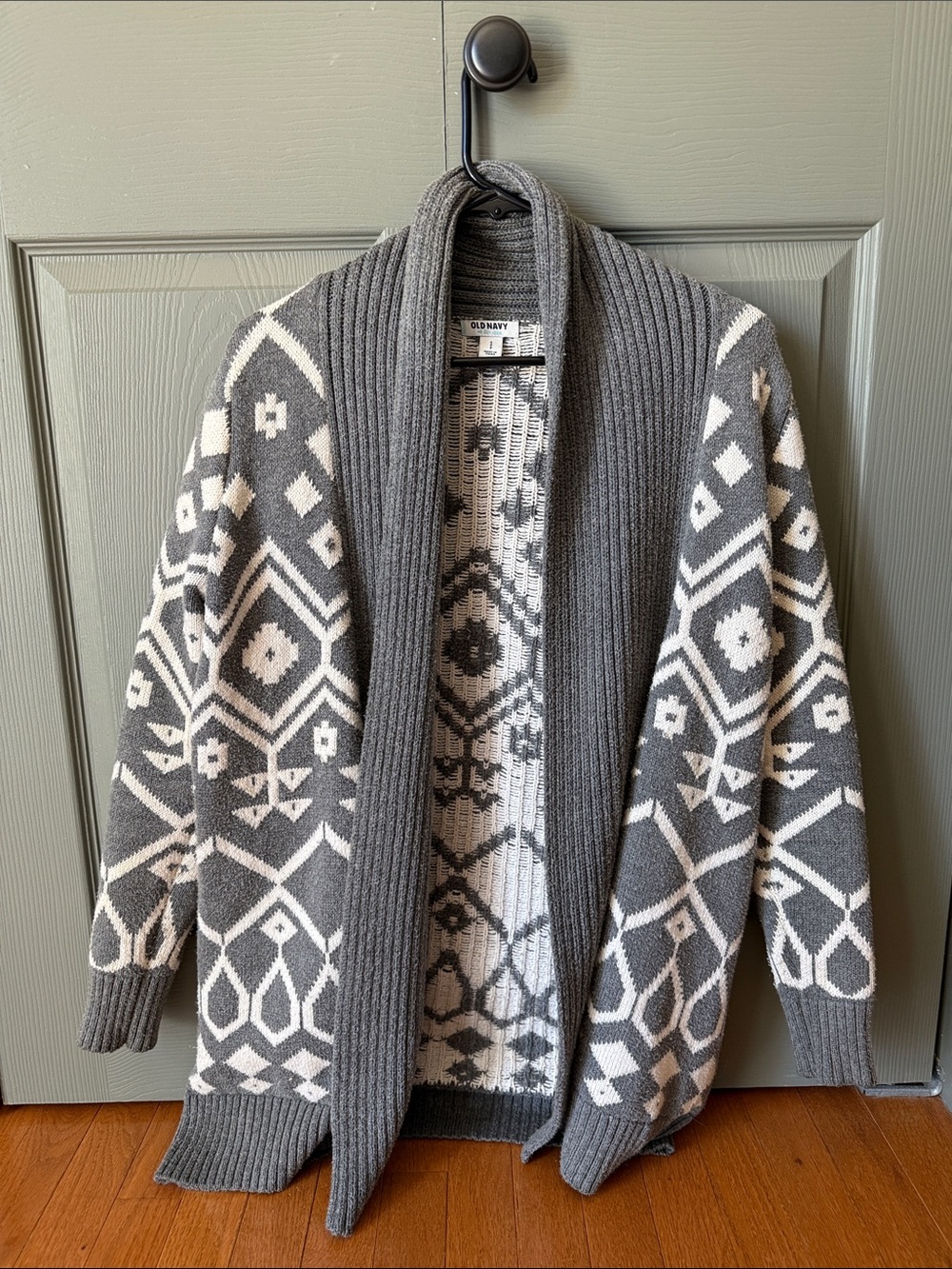Old Navy Gray & Cream Aztec Shawl Collar Cardigan